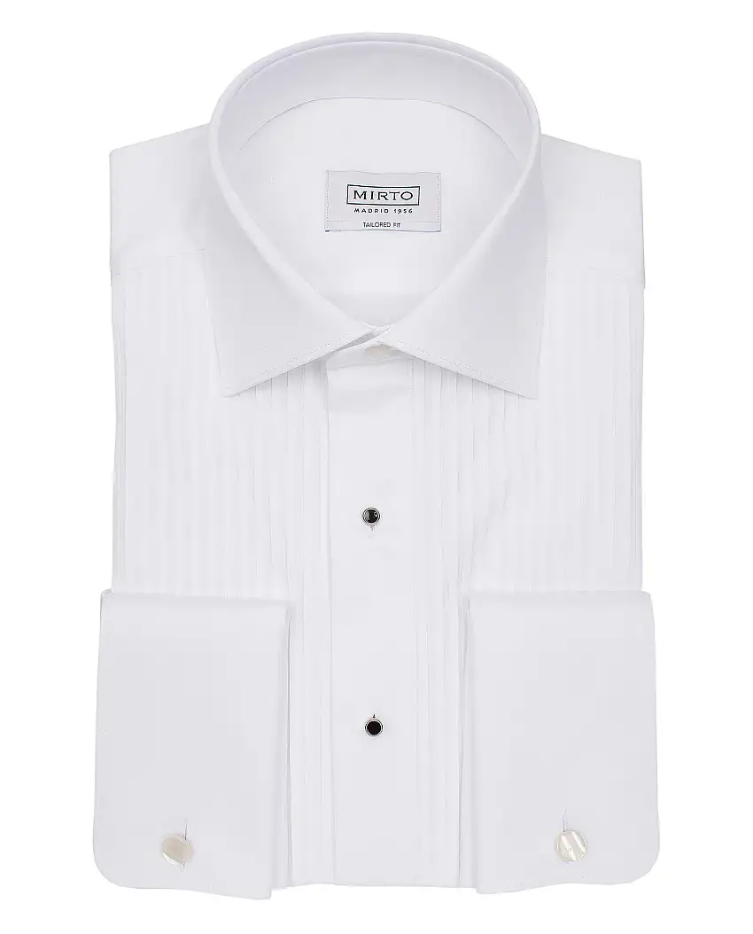 Camisa esmoquin con delantero plisado semi-entallada