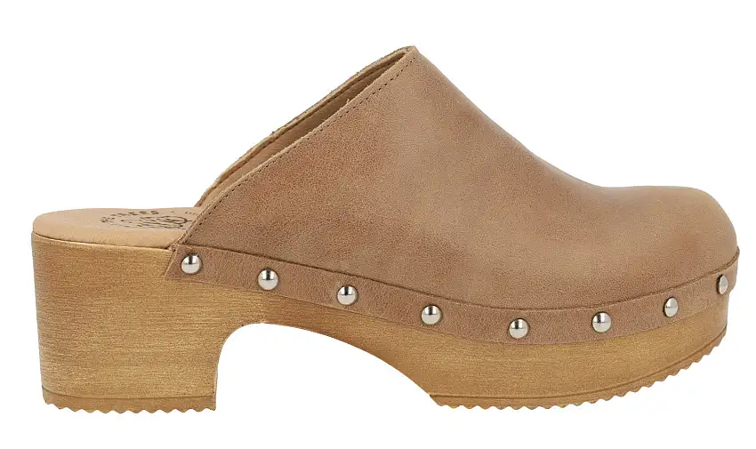 Zuecos de piel para mujer con tachas Help the trees