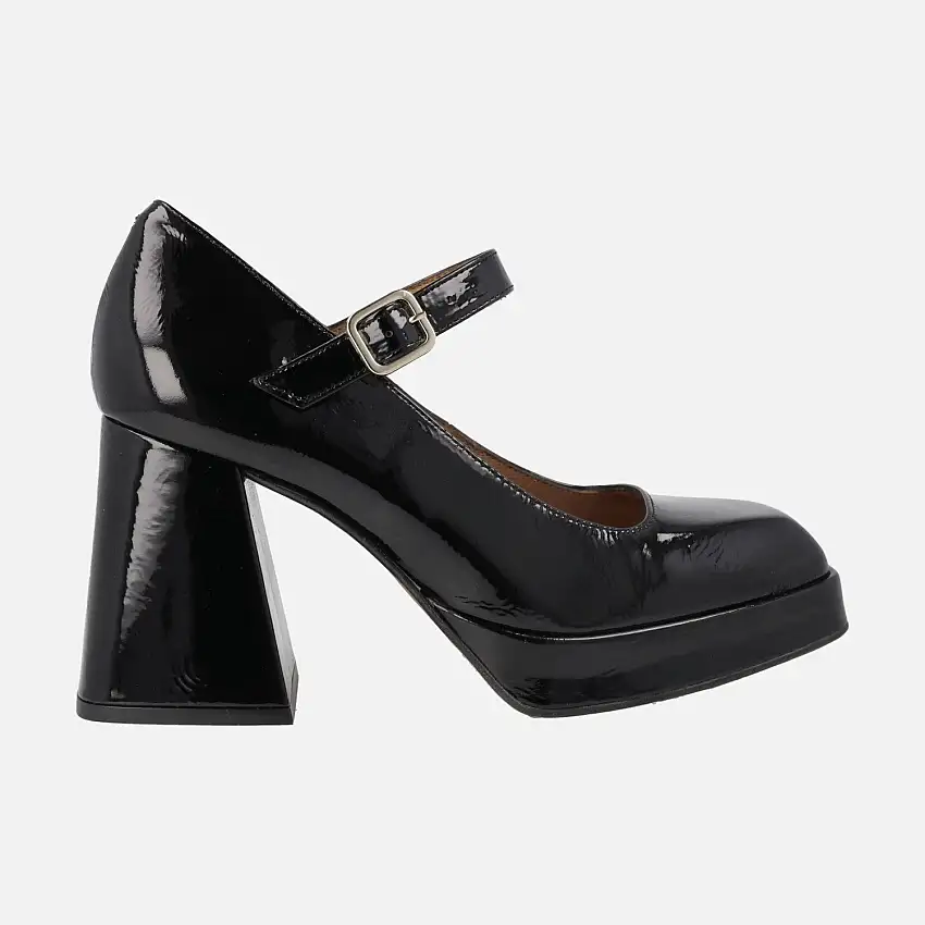 Zapatos Mary jane en charol negro con tacón alto y plataforma