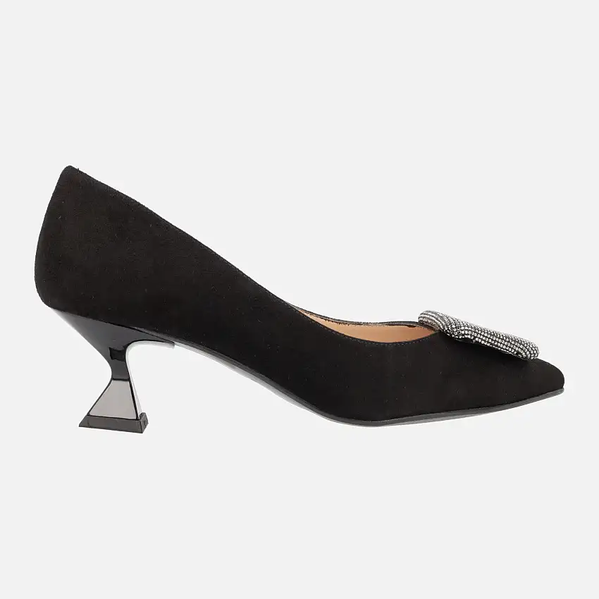 Zapatos de ante negro con tacón bajo y adorno de fantasía Lilien