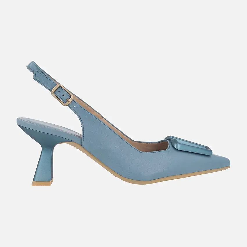 Zapatos corte salón destalonados Nova con adorno en la pala