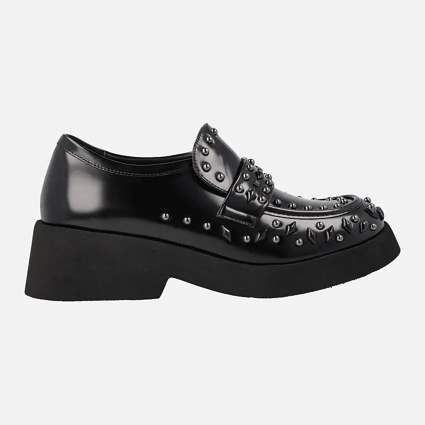 Mocasines Brad con detalle de remaches y suela volumen