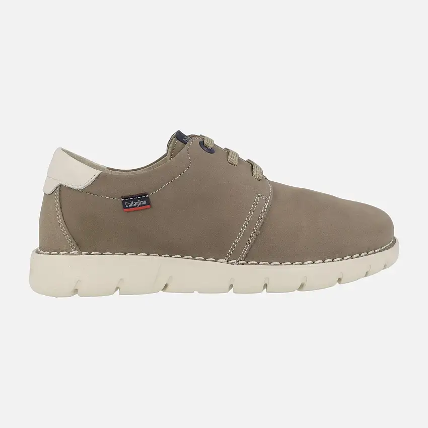 Zapatos de cordones en nobuck taupe Callaghan Flexible