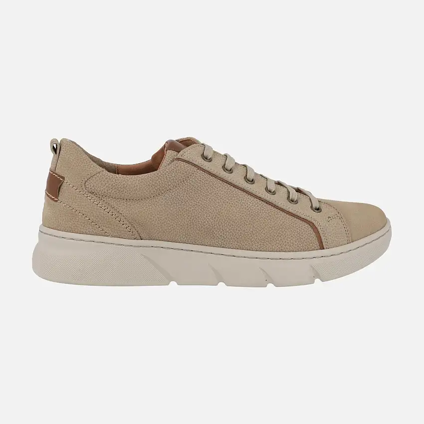 Zapatos deportivos para hombre en piel nobuck con cordones