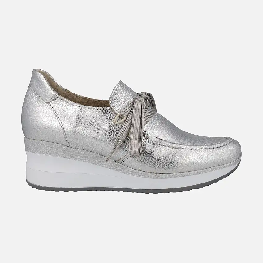 Zapatos confort en piel metalizada con cordones