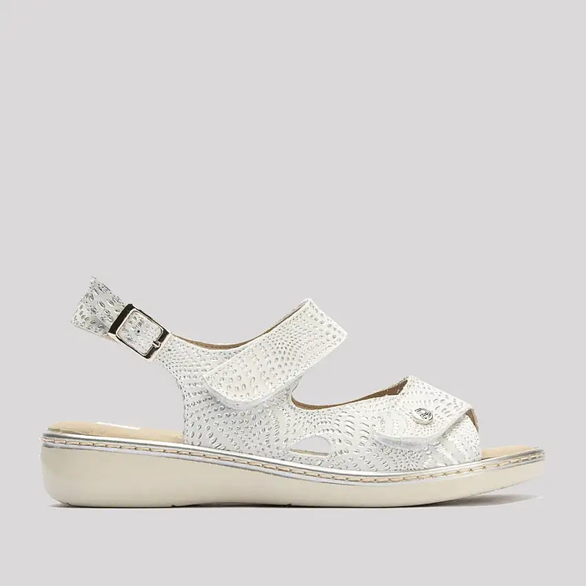 SANDALIA 2 VELCROS