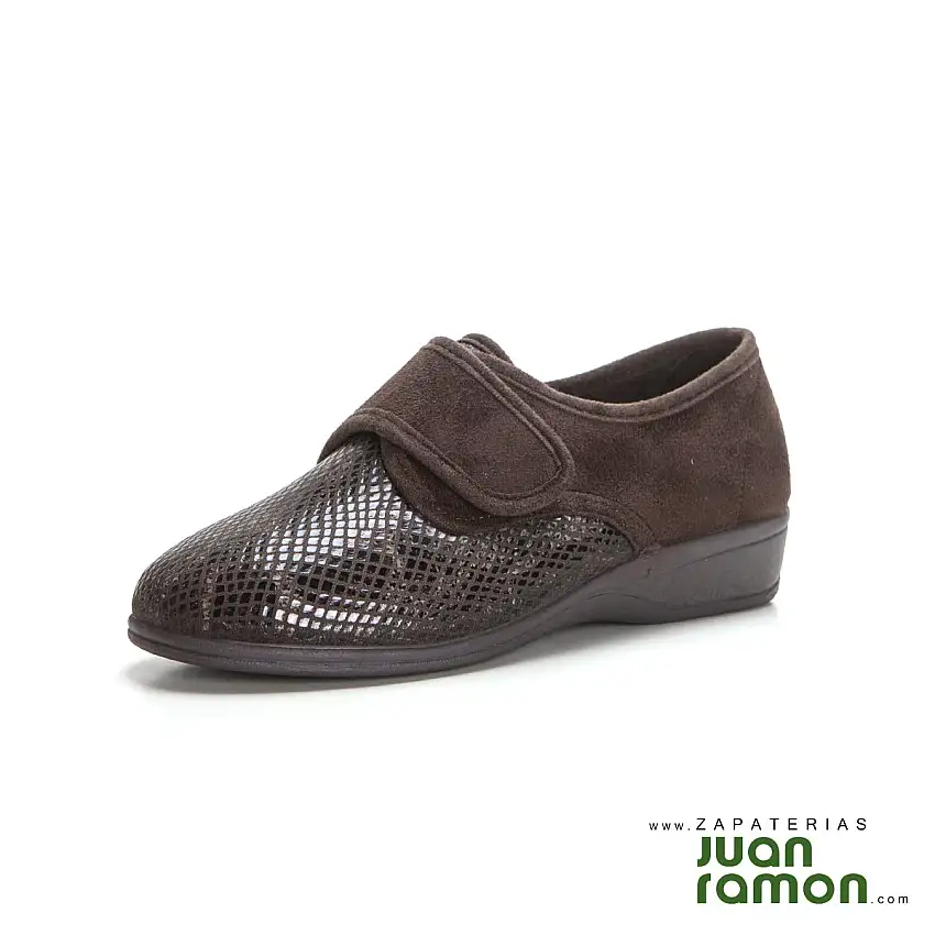 Doctor Cutillas 792 Zapatilla pies delicados cuña baja con velcro reptil marrón.