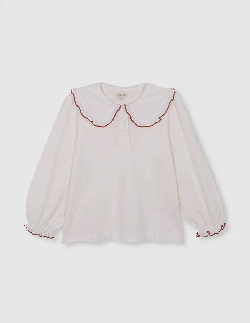 Camiseta con detalle en cuello y puños blanco
