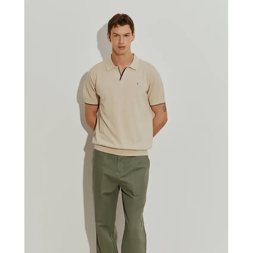 Polo de manga corta de lino y algodón.