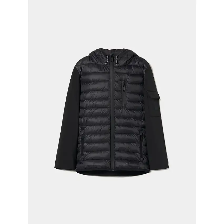 Chaqueta acolchada con capucha en la parte delantera