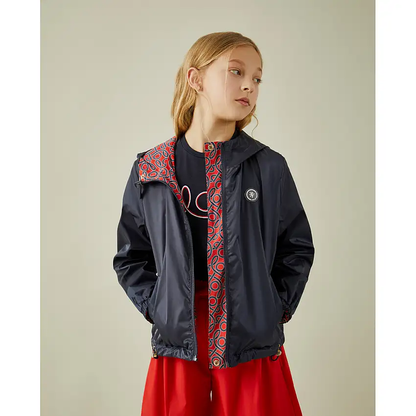 Chaqueta reversible con capucha