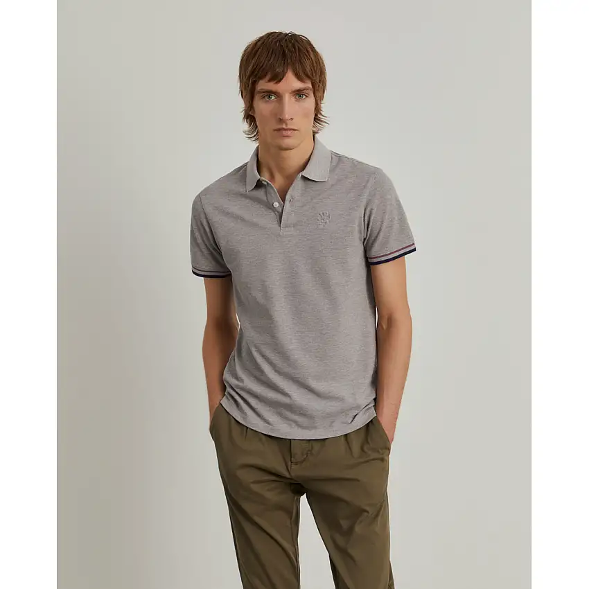 Polo piqué slim fit con rayas