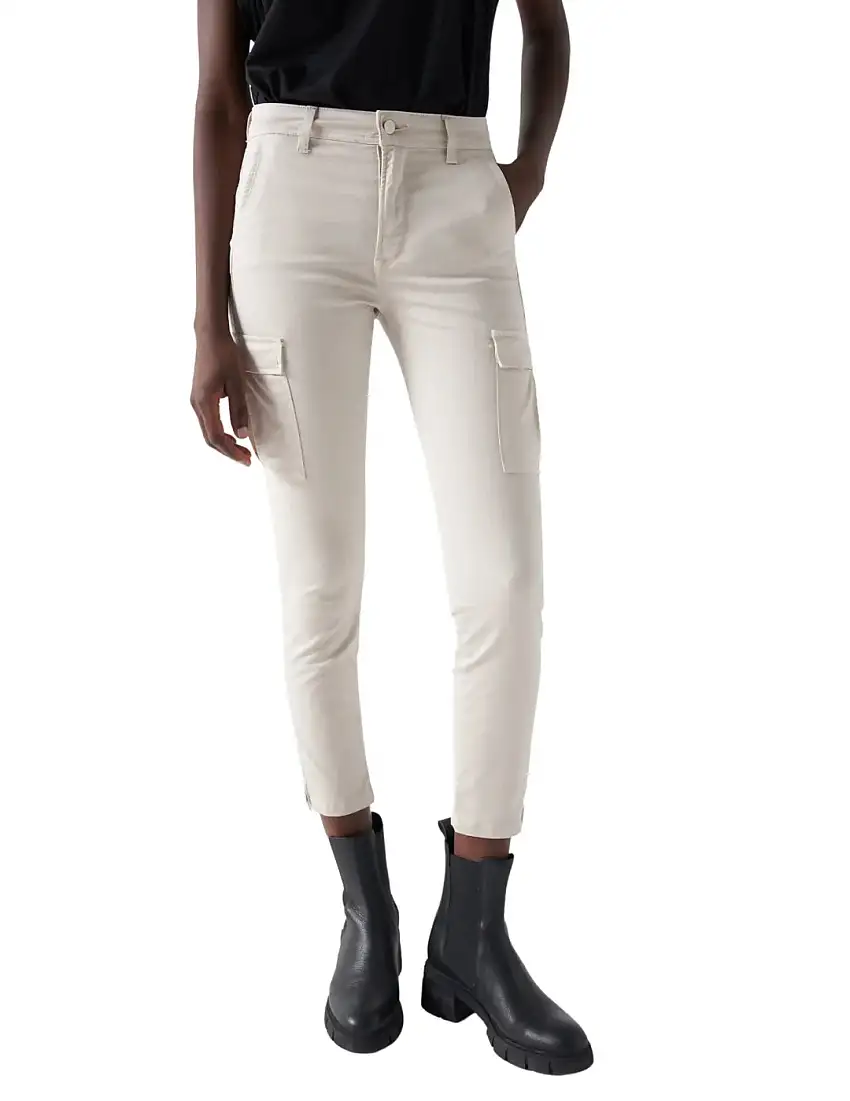 Vaqueros Cargo Faith Push In Salsa Arena