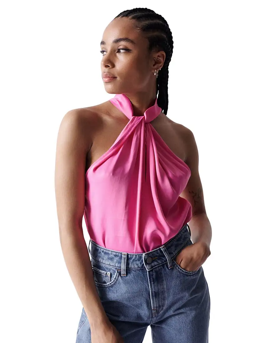 Top con nudo en cuello Salsa Fucsia