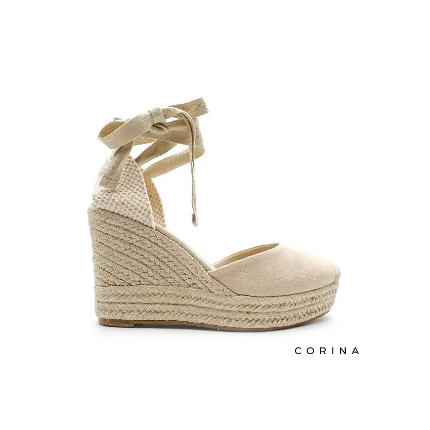 Alpargata beige con cuña alta
