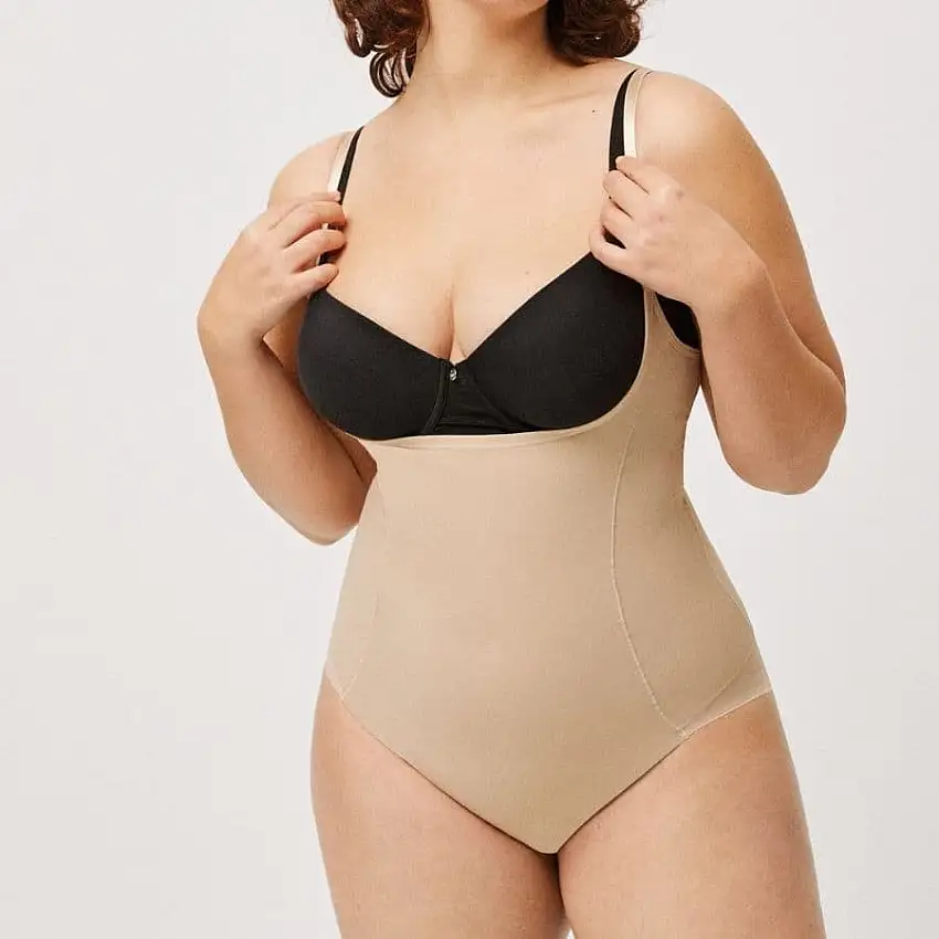 body reductor, efecto vientre plano y tanga, ysabel mora.