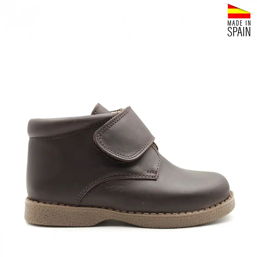 Botín de piel marrón con velcro