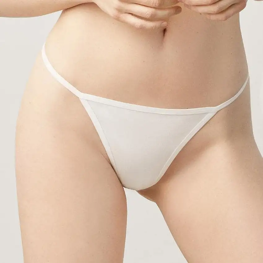 Braguita de corte mini tanga de algodón suave de ysabel mora.