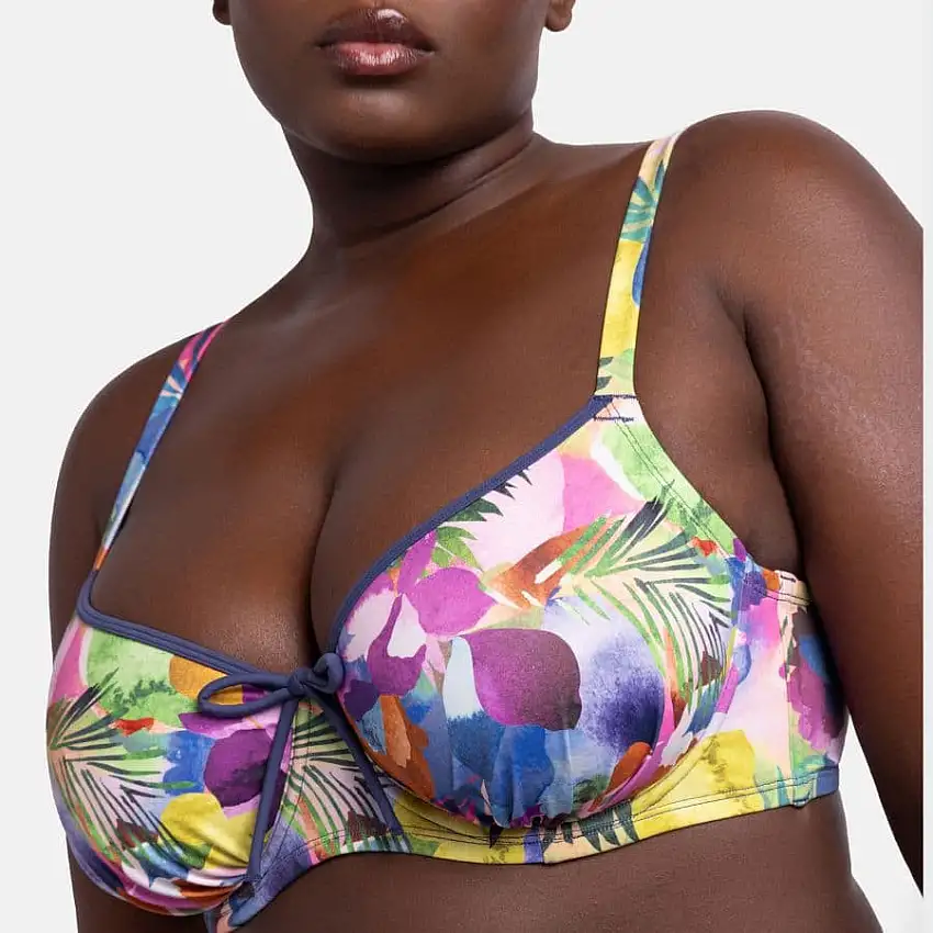 Copa bikini capacidad con aros, miquela de dorina.