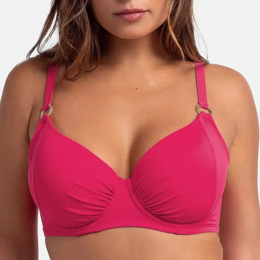 Copa bikini capacidad con relleno fino, mali de dorina.