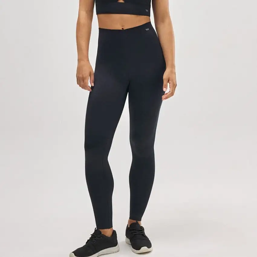 Leggings deportivos, tejido compresivo y efecto vientre plano, ysabel mora.