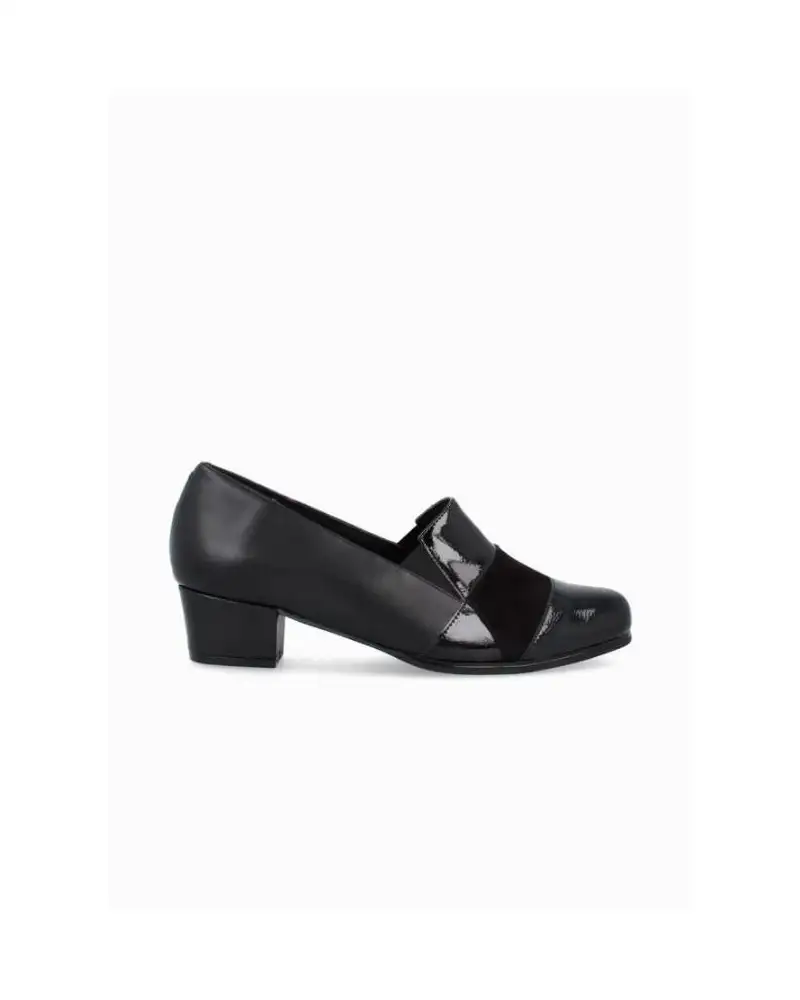MOCASÍN TACON BAJO PIEL E