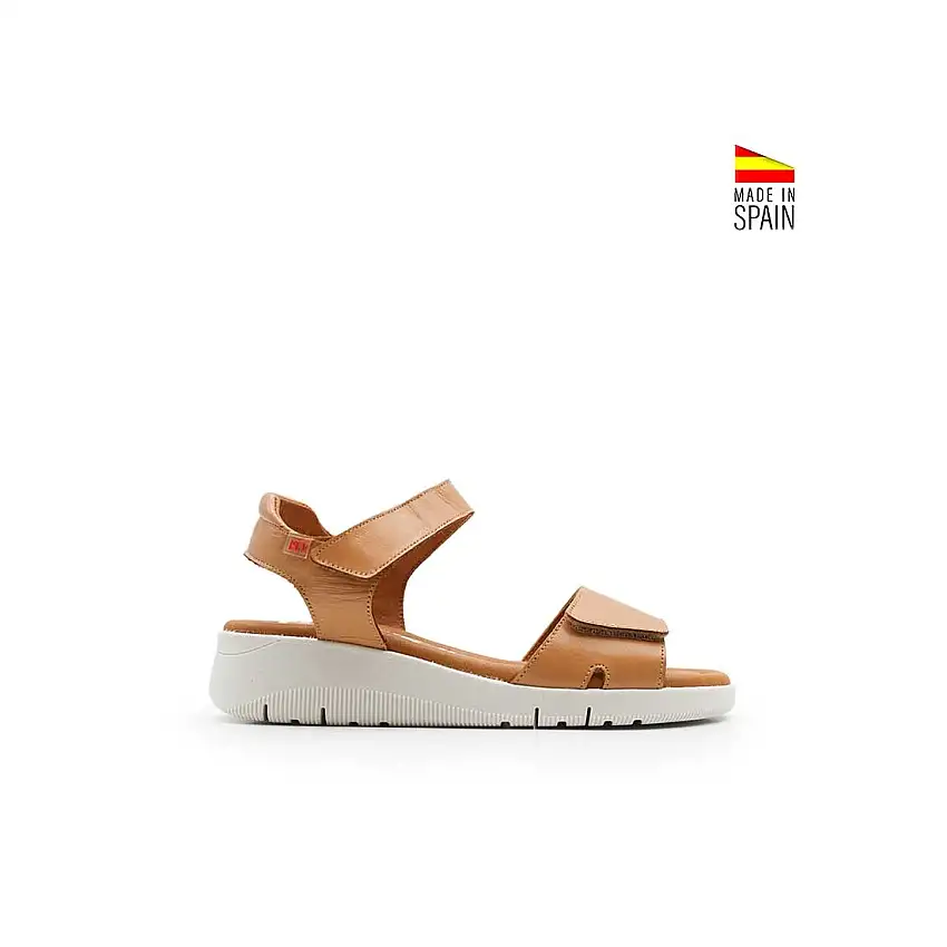 Sandalia casual velcros camel de piel