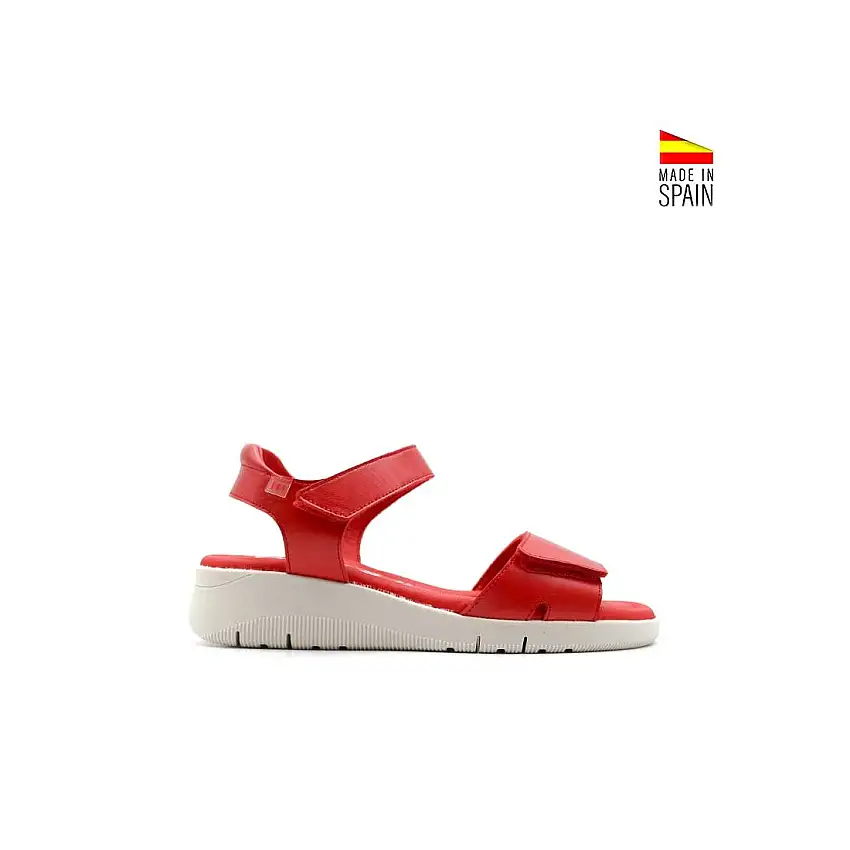 Sandalia casual velcros roja de piel