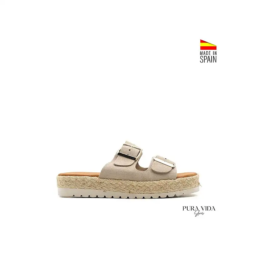 Sandalia hebillas beige de serraje