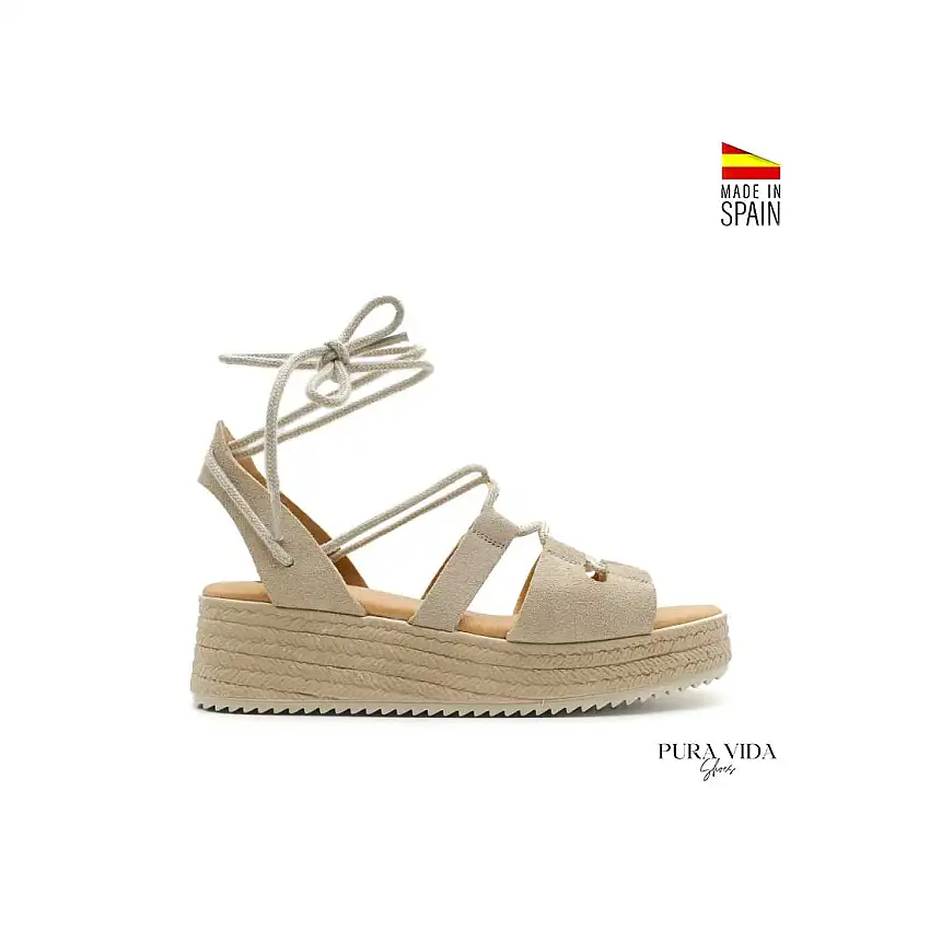 Sandalia romana con plataforma beige