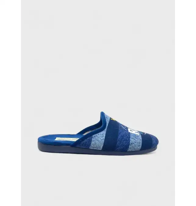 Zapatilla de casa rey