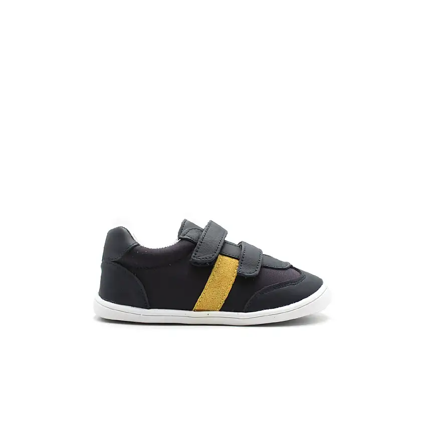 Zapatilla respetuosa azul marino estilo casual