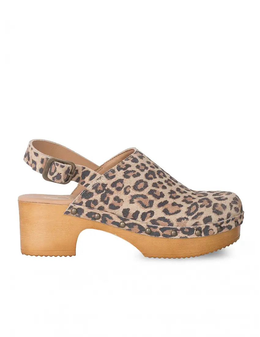 Zuecos Madera Tachas Tira Leopardo