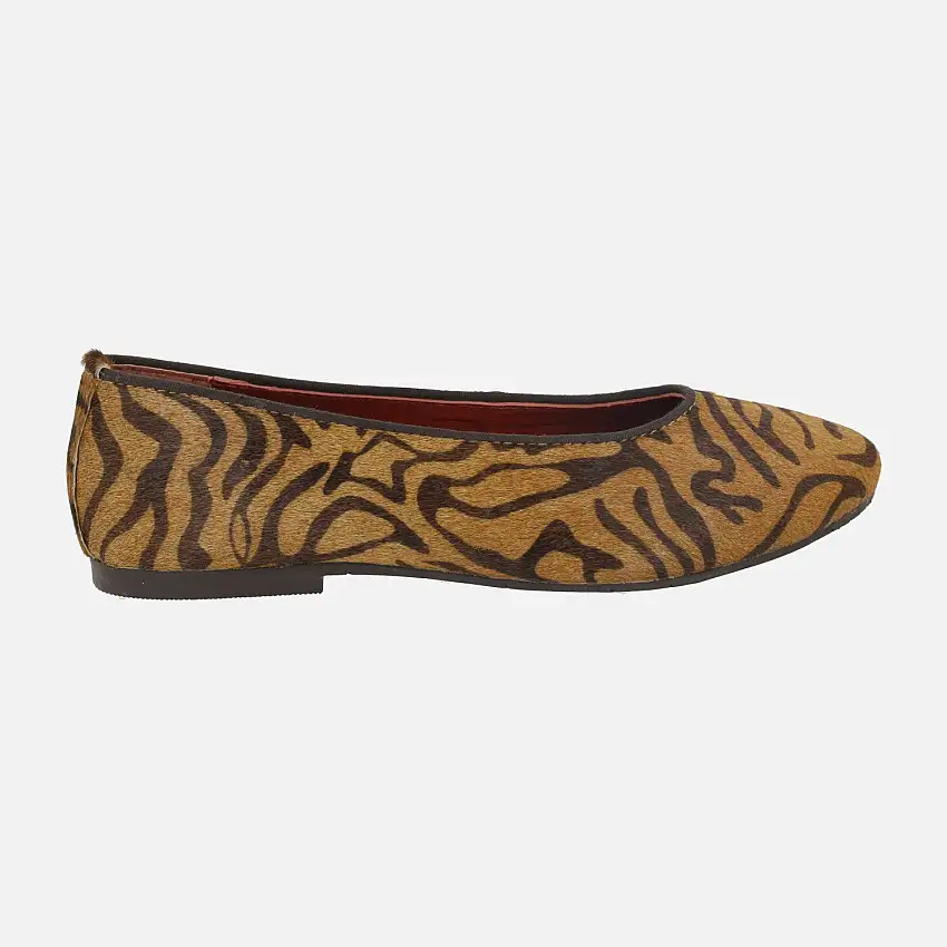 Bailarinas planas Chokio en pelo animal print
