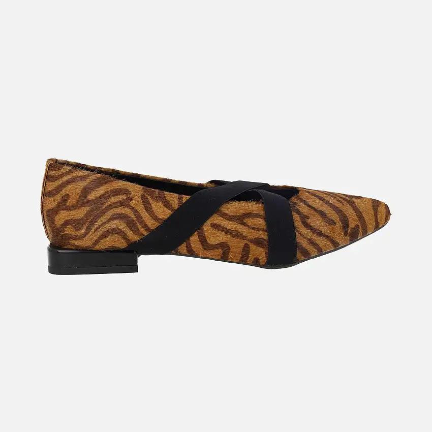Bailarinas Milaca en animal print leopardo con elásticos cruzados