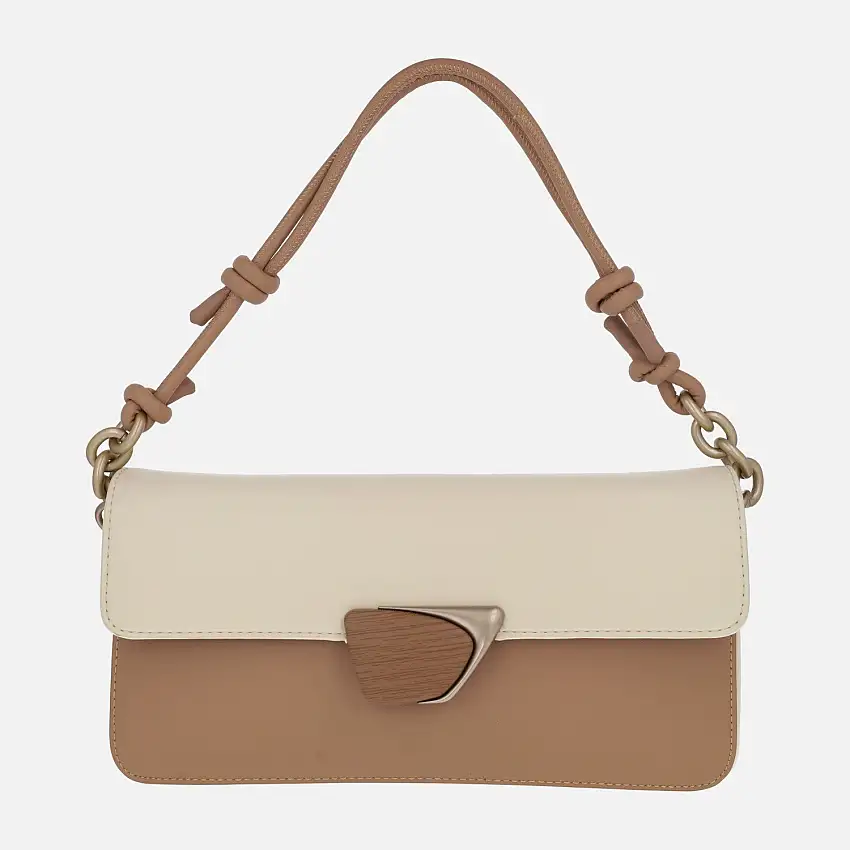 Bolsos para hombro con tapa en combinado Almond - crema