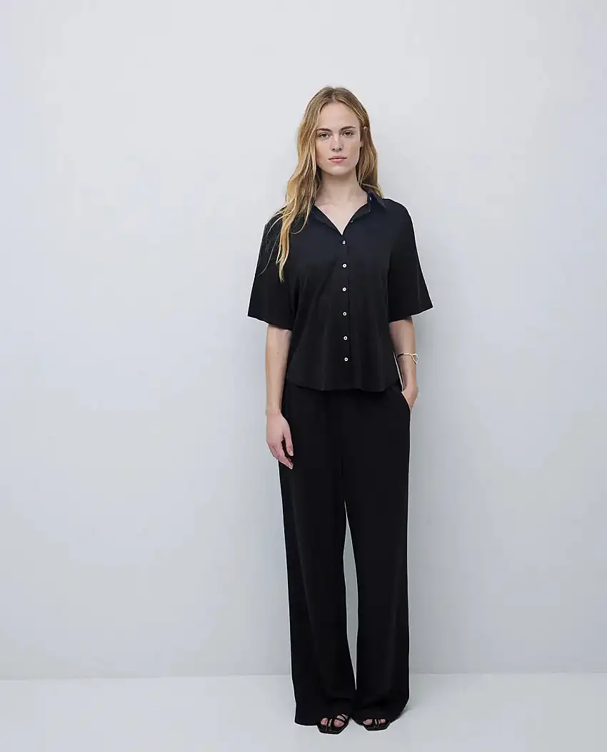 Camisa YERSE Cora Negro
