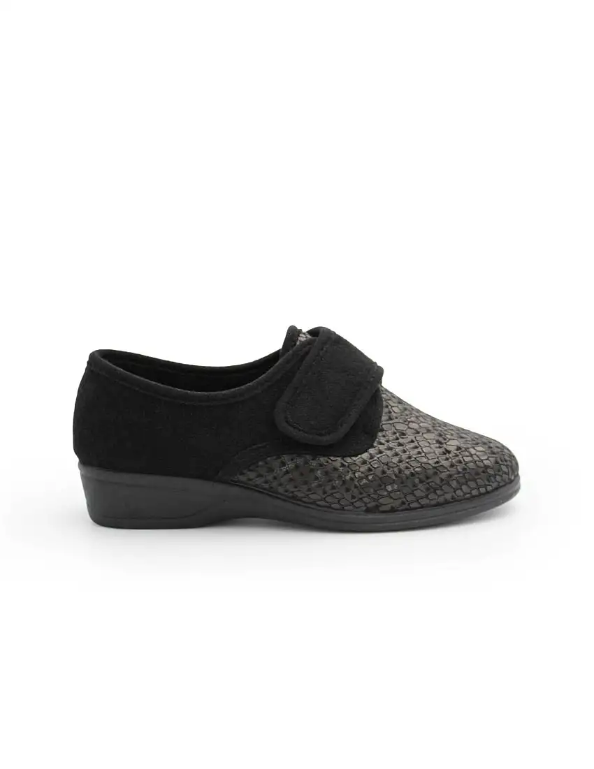 Zapatilla Ancho Especial Doctor Cutillas 753A Negra Mujer