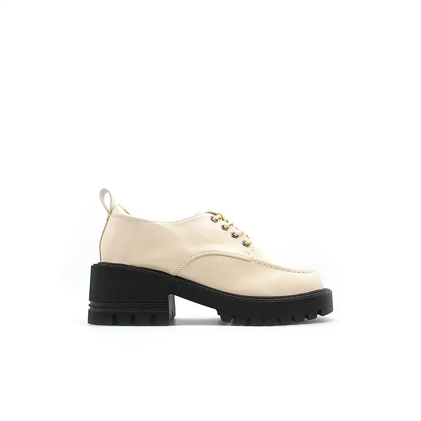 Zapato oxford beige con plataforma